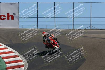 media/Aug-29-2025-TrackDaz (Fri) [[e7163b0dc3]]/A Group/2pm (Corkscrew)/